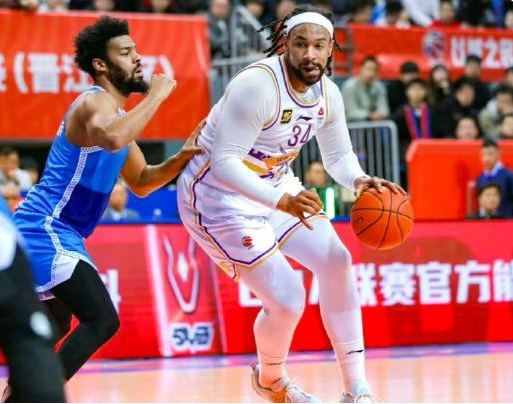 使外援优先, 导致他今夏, 广东男篮 使外援优先, 导致他今夏, 广东男篮