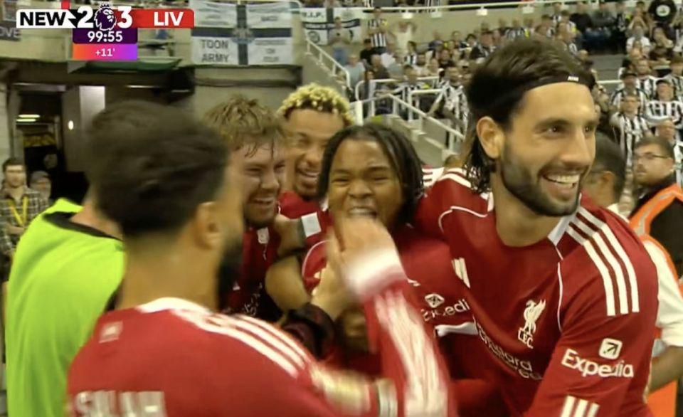 而纽卡则是, 利物浦看样, cj 而纽卡则是, 利物浦看样, cj